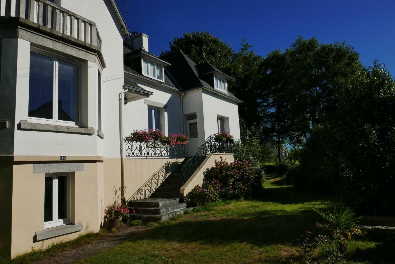 Vallee Des Ardoisieres Mael-Carhaix ภายนอก รูปภาพ